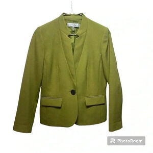 Kasper, woman blazer, size 4P, green, for work and special occasion,one button